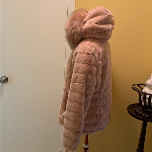 Women's Reversible Faux Fur Hooded Front Zipper Puff Jacket for Women NWOT - Picture 5 of 10